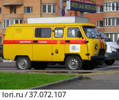 Автомобиль аварийно-спасательной службы "Моэск". Носовихинское шоссе. Район Новокосино. Город Москва (2012 год). Редакционное фото, фотограф lana1501 / Фотобанк Лори
