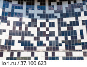 Бизнес-центр "Линкор". Улица Авиаконструктора Микояна, дом 12. Крупный план здания. Москва. Россия (2021 год). Редакционное фото, фотограф E. O. / Фотобанк Лори