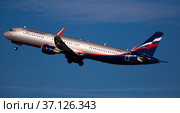 Aeroflot Airbus soaring from El Prat Airport (2020 год). Редакционное фото, фотограф Яков Филимонов / Фотобанк Лори