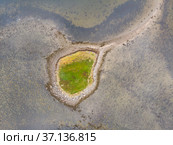 Небольшой остров в Белом море. Соловецкий архипелаг. Острова корги и луды (2020 год). Стоковое фото, фотограф Яковлев Сергей / Фотобанк Лори