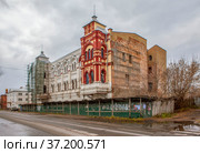 Бывшее здание Государственного банка. Рыбинск. Ярославская область (2021 год). Редакционное фото, фотограф Сергей Афанасьев / Фотобанк Лори