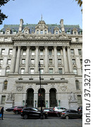 Surrogate Courthouse (Hall of Records and 31 Chambers Street), historic building in Civic Center of Manhattan in New York City (2021 год). Редакционное фото, фотограф Валерия Попова / Фотобанк Лори