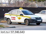 Lada Granta (2014 год). Редакционное фото, фотограф Art Konovalov / Фотобанк Лори