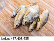 Air-dried salted gutted fish roach. Стоковое фото, фотограф Яков Филимонов / Фотобанк Лори