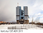 Доминанта Калининграда — Дом Советов. Калининград (2021 год). Редакционное фото, фотограф Сергей Афанасьев / Фотобанк Лори