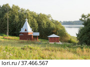 Wooden chapel Florus and Laurus. Стоковое фото, фотограф Любовь Назарова / Фотобанк Лори
