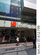 ISquare mall, Hong Kong (2017 год). Редакционное фото, фотограф Александр Подшивалов / Фотобанк Лори