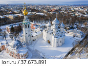 Вологда зимой. Вид с воздуха на исторический центр и кремль. Vologda in winter. Aerial view of the historical center and the Kremlin (2022 год). Стоковое фото, фотограф Евгений Романов / Фотобанк Лори