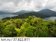 View of mountain lakes (2018 год). Стоковое фото, фотограф Юлия Белоусова / Фотобанк Лори