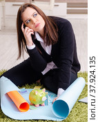 Female designer working in the office. Стоковое фото, фотограф Elnur / Фотобанк Лори