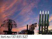 Air defense radars of military mobile anti aircraft systems and modern Russian anti-aircraft missiles OSA-AKM on the background of the sunset orange sky,Russia. Стоковое фото, фотограф Владимир Журавлев / Фотобанк Лори