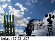Air defense radars of military mobile anti aircraft systems and modern Russian anti aircraft missiles OSA-AKM on background clouds and sky,Russia. Стоковое фото, фотограф Владимир Журавлев / Фотобанк Лори
