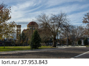 Православная церковь Святого Ахилла расположена в районе Фрурио в Лариссе, Греция (2018 год). Стоковое фото, фотограф Дымов Игорь / Фотобанк Лори