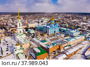 Aerial view of the Nativity-Bogoroditsky monastery surrounded by residential buildings in Zadonsk. Стоковое фото, фотограф Яков Филимонов / Фотобанк Лори