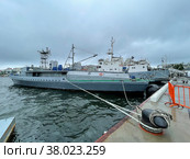 Военные корабли в порту Владивостока у 33 причала в период проведения форума "Армия-2022". Россия. Редакционное фото, фотограф Овчинникова Ирина / Фотобанк Лори