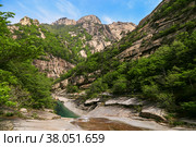 Горы Кымгансан - Алмазные горы, Северная Корея (2019 год). Стоковое фото, фотограф Римма Тельнова / Фотобанк Лори