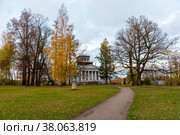Усадьба Набоковых. Рождествено. Ленинградская область (2020 год). Редакционное фото, фотограф Александр Щепин / Фотобанк Лори