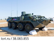 Волгоградская область, Средняя Ахтуба, Россия. Военная техника, разведывательная химическая машина РХМ-6 на шасси плавающего бронетранспортёра БТР-80. (2021 год). Редакционное фото, фотограф Андрей Цыганков / Фотобанк Лори