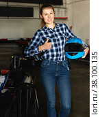 Woman standing near go-kart cars. Стоковое фото, фотограф Яков Филимонов / Фотобанк Лори
