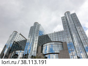 Здание Европарламента в Брюсселе (2017 год). Редакционное фото, фотограф Станислав Кноп / Фотобанк Лори