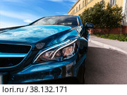 Emerald Mercedes Benz car CLS Coupe (2022 год). Редакционное фото, фотограф Евгений Ткачёв / Фотобанк Лори