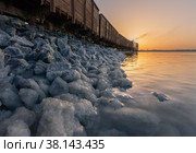 Salt mining train that transports salt extracted in Lake Baskunchak. Стоковое фото, фотограф Игорь Кляхин / Фотобанк Лори