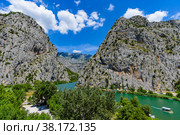 Beautiful panoramic landscape of the rocks of the Cetina River canyon. Стоковое фото, фотограф Михаил Аккуратoв / Фотобанк Лори