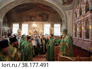 Епископ Балашихинский и Орехово-Зуевский Николай в день нахождения мощей преподобного Сергия Радонежского в Савинском храме (2022 год). Редакционное фото, фотограф Дмитрий Неумоин / Фотобанк Лори