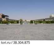 Площадь Нагш-Джахан в Эсфахане (Иран) (2022 год). Редакционное фото, фотограф Максим Гулячик / Фотобанк Лори