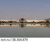 Площадь Нагш-Джахан в Эсфахане (Иран) (2022 год). Редакционное фото, фотограф Максим Гулячик / Фотобанк Лори
