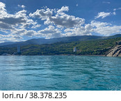 Вид на поселки Партенит и Утес с моря, Крым (2022 год). Стоковое фото, фотограф Мария Кылосова / Фотобанк Лори