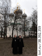 Исторический снимок, духовенство из состава Управления Московской Епархии после зачисления митрополита Крутицкого и Коломенского Ювеналия "за штат" (2021 год). Редакционное фото, фотограф Дмитрий Неумоин / Фотобанк Лори