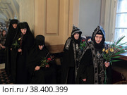 Праздник Входа Господня в Иерусалим в Новодевичьем монастыре, монахини (2018 год). Редакционное фото, фотограф Дмитрий Неумоин / Фотобанк Лори