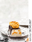 Lemon Curd Semifreddo. Стоковое фото, фотограф Татьяна Ворона / Фотобанк Лори