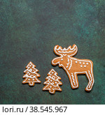 Christmas Gingerbread Cookies. Стоковое фото, фотограф Татьяна Ворона / Фотобанк Лори