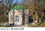 Питьевой бювет источника №7. Пятигорск. Ставропольский край (2022 год). Редакционное фото, фотограф Владимир Макеев / Фотобанк Лори