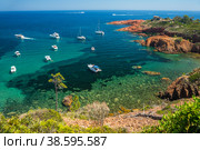 Франция. Канны. Лазурный берег. Средиземное море. Частные яхты. France. Cannes. Cote d'Azur. The Mediterranean Sea. Private yachts. (2016 год). Стоковое фото, фотограф Алексей Смышляев / Фотобанк Лори