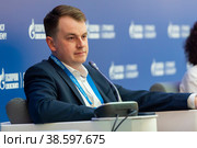 Россия. Санкт-Петербург. Дмитрий Седнев, исполняющий обязанности ректора Томского политехнического университета. Конференция Вектор будущего. Russia. Saint-Petersburg. Dmitry Sednev, Acting Rector of Tomsk Polytechnic University. The Vector of the Future Conference. (2021 год). Редакционное фото, фотограф Алексей Смышляев / Фотобанк Лори