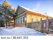 Дом дворян Сорокиных, Никольская улица, город Мышкин, Ярославская область (2023 год). Стоковое фото, фотограф Baturina Yuliya / Фотобанк Лори