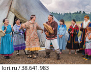 Wedding ceremony of the Northern peoples (2014 год). Редакционное фото, фотограф Сергей Великанов / Фотобанк Лори