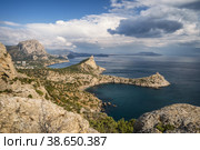 Crimea,Novyi Svit landscape. Cape Kapchik, Mount Falcon suring autumn season with beautiful cloudscape (2020 год). Стоковое фото, фотограф Igor Tichonow / Фотобанк Лори