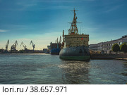 St. Petersburg, Russia : The legendary icebreaker Krasin is permanently moored at the port berth on the Neva River. Museum of the World Ocean. Historic ship, conqueror of the Arctic (2023 год). Редакционное фото, фотограф Владимир Ендовицкий / Фотобанк Лори