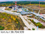 Установки для сжигания попутного газа на антипинском НПЗ. Тюмень. Стоковое фото, фотограф Сергей Буторин / Фотобанк Лори