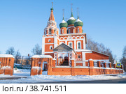 Церковь Михаила Архангела (1657-1682гг.) январским солнечным днем. Ярославль, Золотое кольцо России (2023 год). Стоковое фото, фотограф Виктор Карасев / Фотобанк Лори