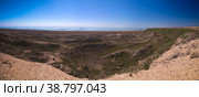 Panorama view to Aral sea from the rim of Plateau Ustyurt near Duana cape , Karakalpakstan, Uzbekistan (2017 год). Стоковое фото, фотограф Сергей Майоров / Фотобанк Лори