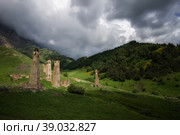 Ancient towers of the Dzheyrakh gorge in summer. Стоковое фото, фотограф Анна Костенко / Фотобанк Лори