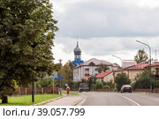 The Church of St. George the Victorious in the village of Kamenyuki. The Republic of Belarus. (2017 год). Редакционное фото, фотограф Photojuli / Фотобанк Лори