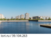 Ковш в устье реки Смоленки. Санкт-Петербург (2018 год). Редакционное фото, фотограф Александр Щепин / Фотобанк Лори
