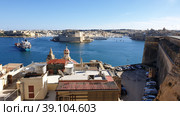 Великая Гавань. Средиземное море. Город Валлетта. Остров Мальта (2023 год). Редакционное фото, фотограф lana1501 / Фотобанк Лори