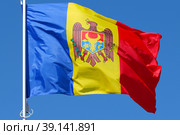 Флаг Республики Молдова (2018 год). Редакционное фото, фотограф Александр Тарасенков / Фотобанк Лори
